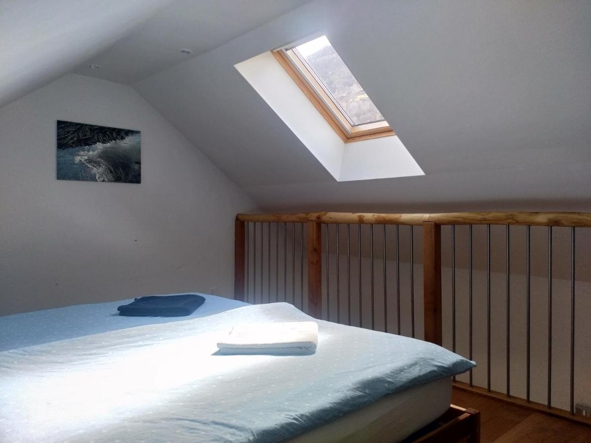 Guesthouse "Castello Del Nucleo" Intragna Εξωτερικό φωτογραφία
