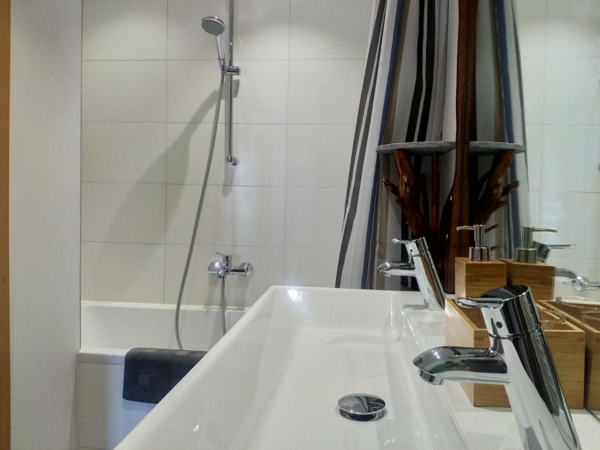 Guesthouse "Castello Del Nucleo" Intragna Εξωτερικό φωτογραφία