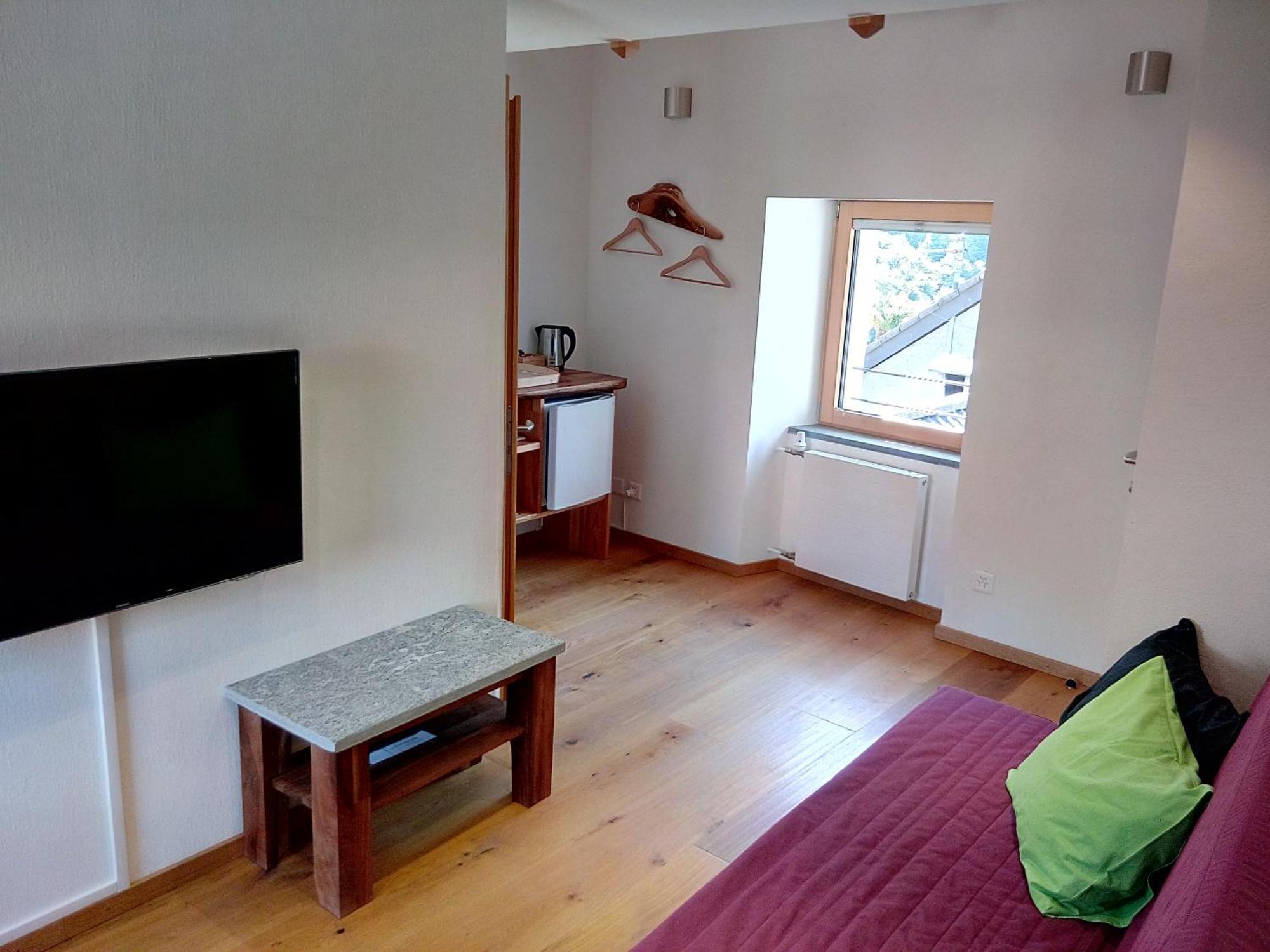 Guesthouse "Castello Del Nucleo" Intragna Δωμάτιο φωτογραφία